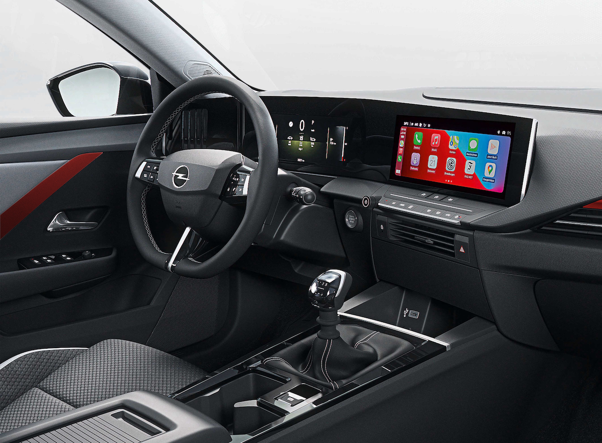 Nuova Opel Astra anche in versione elettrificata Nuova Opel Astra anche in versione elettrificata