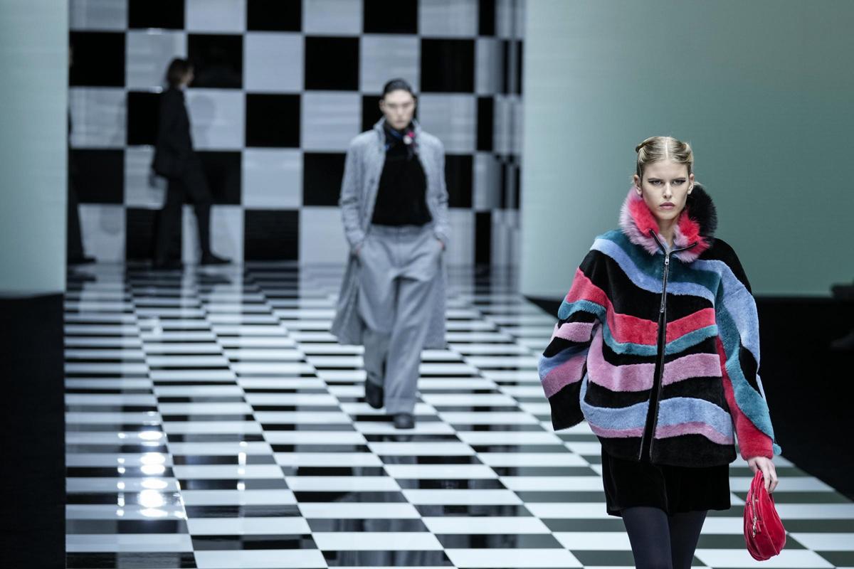 Milano Fashion Week, i dipendenti Armani ospiti alla sfilata di Emporio