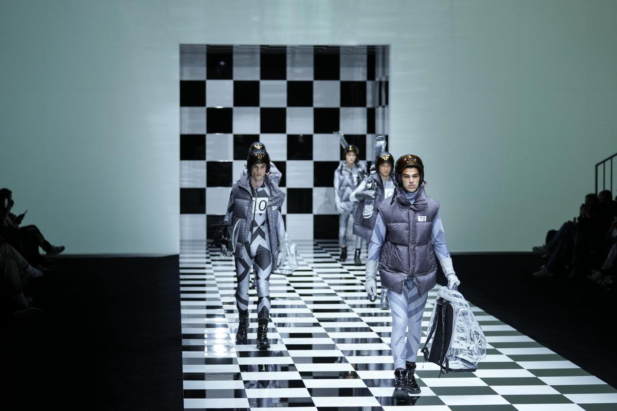 Milano Fashion Week, i dipendenti Armani ospiti alla sfilata di Emporio