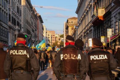 Guerra Ucraina, chat Telegram da no vax a pro-Putin: “Le bombe non sono reali”