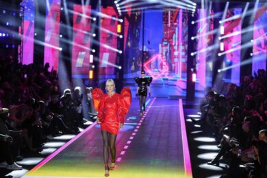Moda, 2021 record sopra le attese: fatturato a 91,7 mld, in crescita del 22%