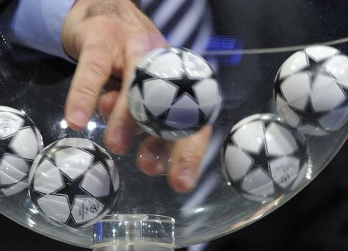 Ucraina, Fifa e Uefa escludono la Russia dai Mondiali e dalle coppe dei club Ucraina, Fifa e Uefa escludono la Russia dai Mondiali e dalle coppe dei club