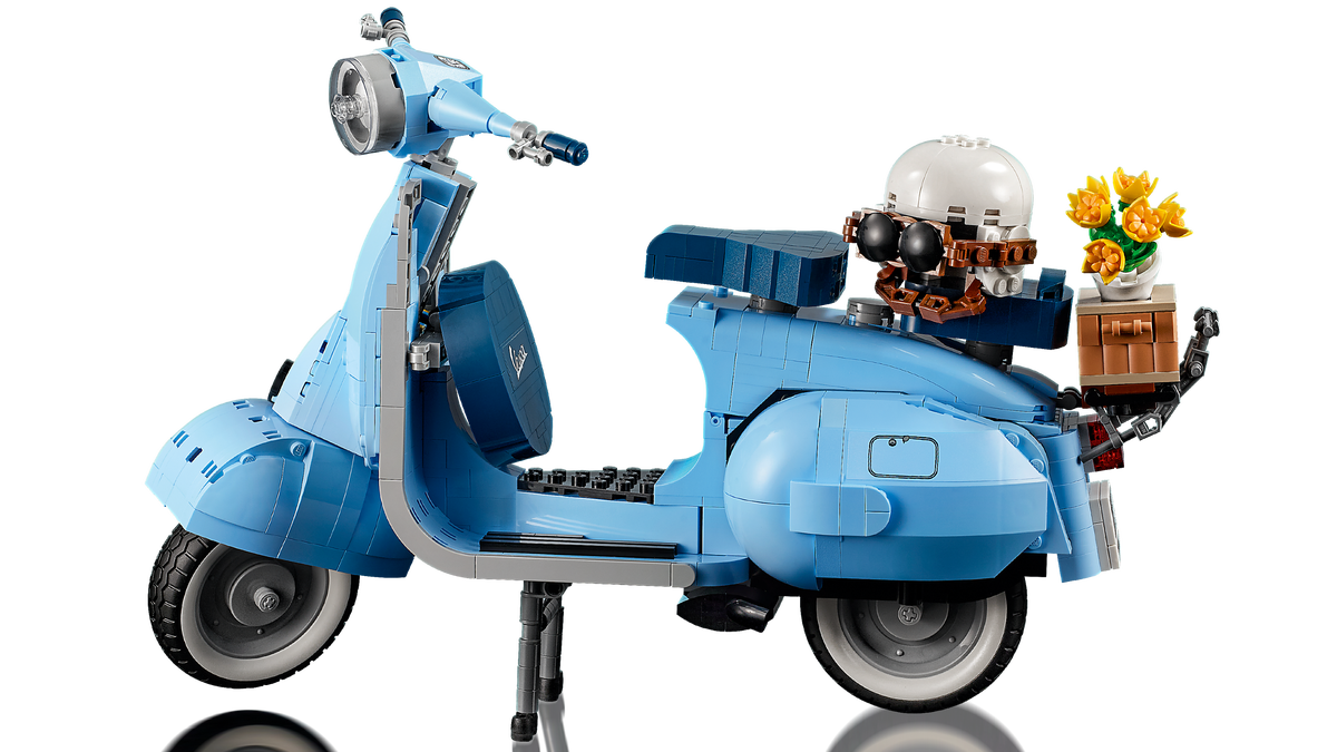 LEGO Vespa 125, arriva il nuovo set che celebra l’icona anni ’60