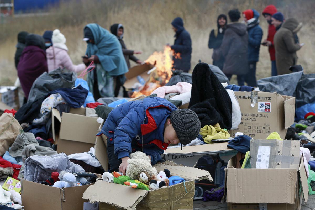 Ucraina, “scappano i ricchi. Impossibile dare aiuti, i russi sparano a tutti” Ucraina, “scappano i ricchi. Impossibile dare aiuti, i russi sparano a tutti”