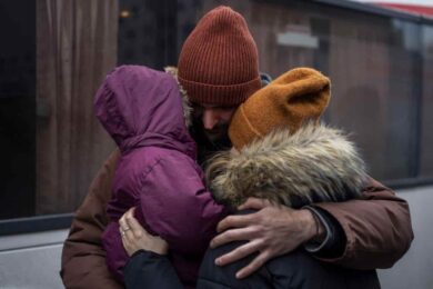 Crisi Ucraina, pediatri e psicologici gratuiti per donne e bambini ucraini