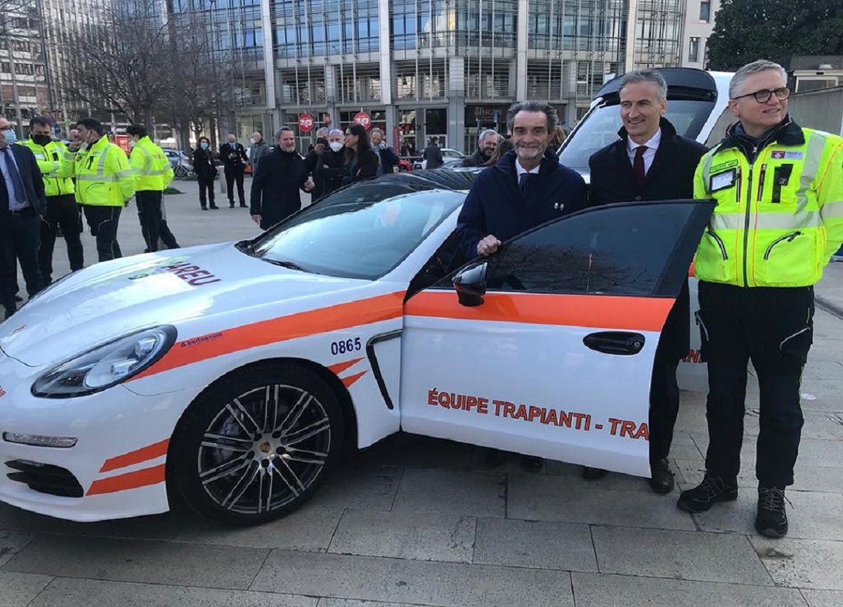 Lombardia, ad Areu una Porsche Panamera sequestrata alla mafia. FOTO