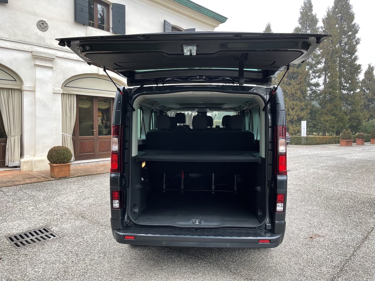 Nuovo Renault Traffic Passenger, il partner ideale per viaggiare in compagnia Nuovo Renault Traffic Passenger, il partner ideale per viaggiare in compagnia