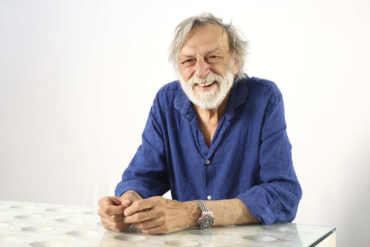 Gino Strada, libro postumo: riflessioni sulla guerra e il diritto alla salute Gino Strada, libro postumo: riflessioni sulla guerra e il diritto alla salute
