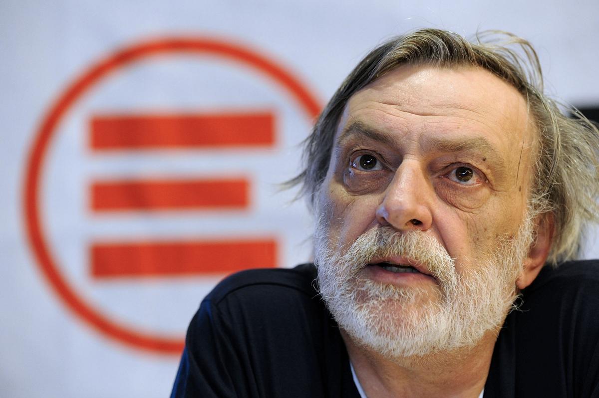 Gino Strada, libro postumo: riflessioni sulla guerra e il diritto alla salute Gino Strada, libro postumo: riflessioni sulla guerra e il diritto alla salute