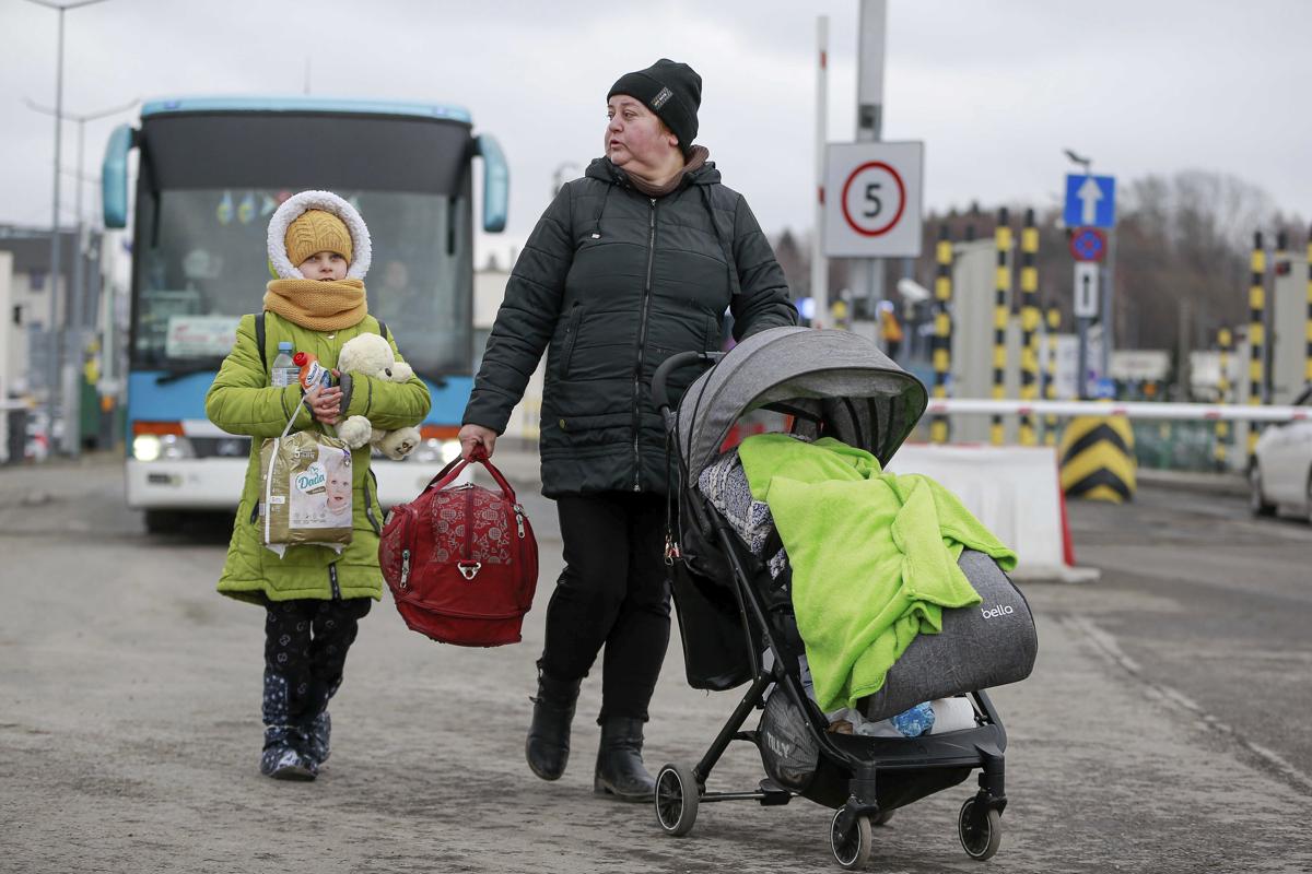Russia, arrestati bambini che manifestavano contro la guerra in Ucraina. FOTO Russia, arrestati bambini che manifestavano contro la guerra in Ucraina. FOTO