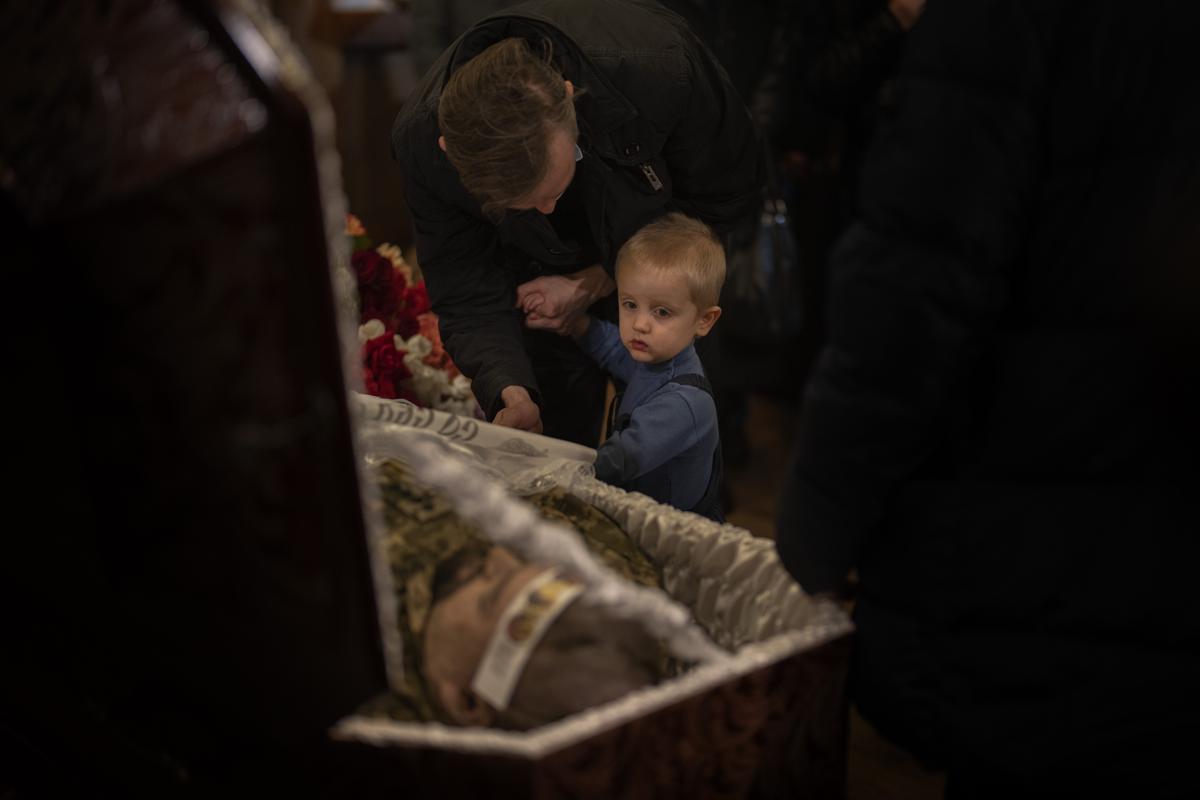 Russia, arrestati bambini che manifestavano contro la guerra in Ucraina. FOTO Russia, arrestati bambini che manifestavano contro la guerra in Ucraina. FOTO