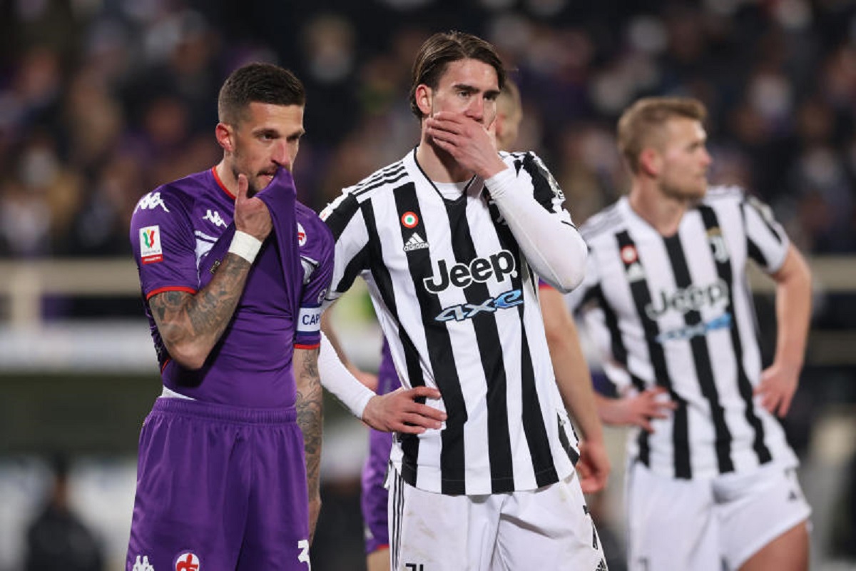 Fiorentina-Juventus, Vlahovic cuore d’oro: nonostante i fischi consola Venuti Fiorentina-Juventus, Vlahovic cuore d’oro: nonostante i fischi consola Venuti