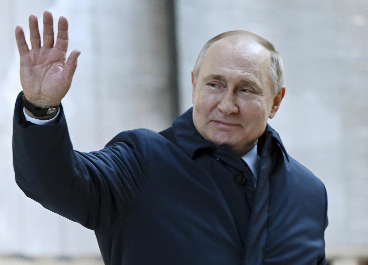 Guerra Ucraina, Putin era pronto già a novembre. Poi la promessa alla Cina Guerra Ucraina, Putin era pronto già a novembre. Poi la promessa alla Cina