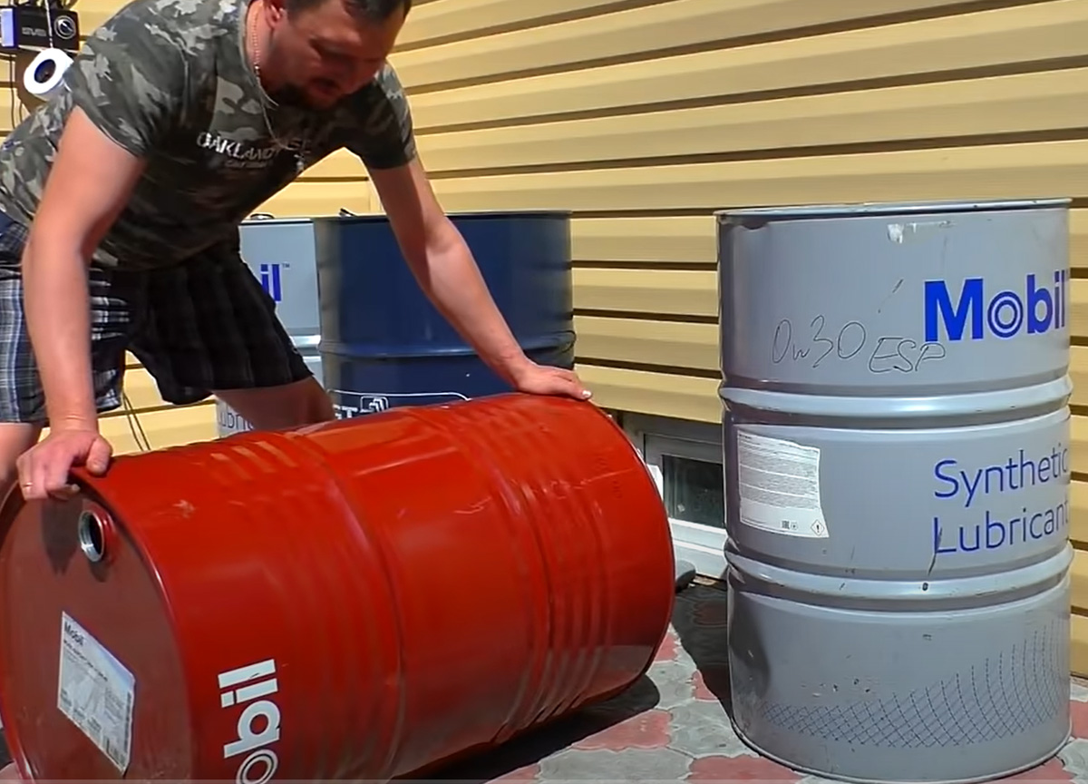 Petrolio, Brent ancora in rally a 114$. JP Morgan choc: a 185$ entro fine anno Petrolio, Brent ancora in rally a 114$. JP Morgan choc: a 185$ entro fine anno