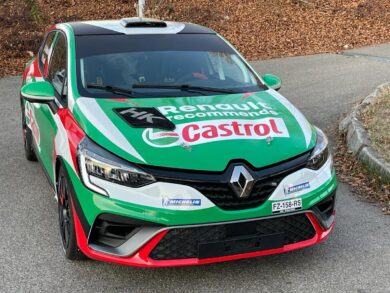 Renault Italia scalda i motori per il rally del Ciocco