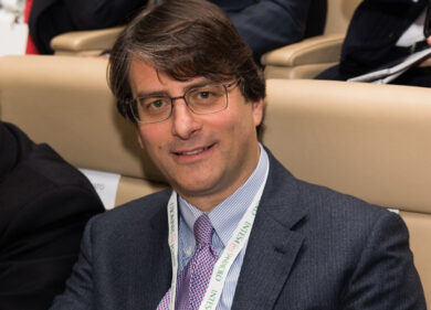 Intesa Sanpaolo, riorganizzata la Divisione Banca dei Territori