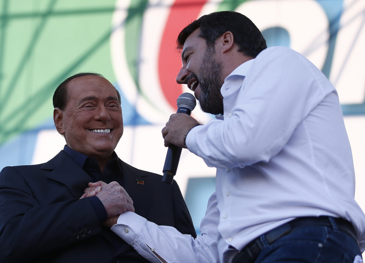 Sondaggi, Putin non frena Lega e Fi. Tre italiani su 4 sono contro la guerra