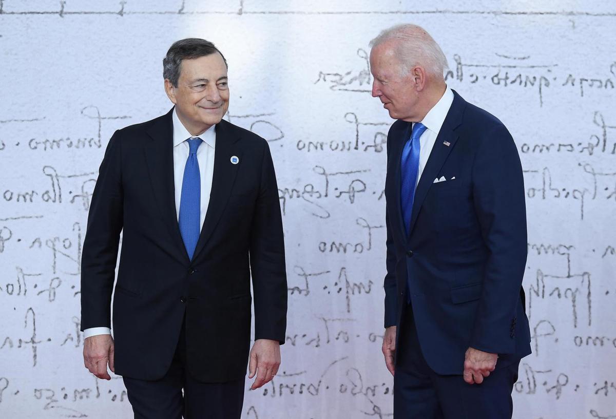 Petrolio-Gas, Usa bannano l’mport da Mosca. Spettro recessione nell’Ue Petrolio-Gas, Usa bannano l’mport da Mosca. Spettro recessione nell’Ue