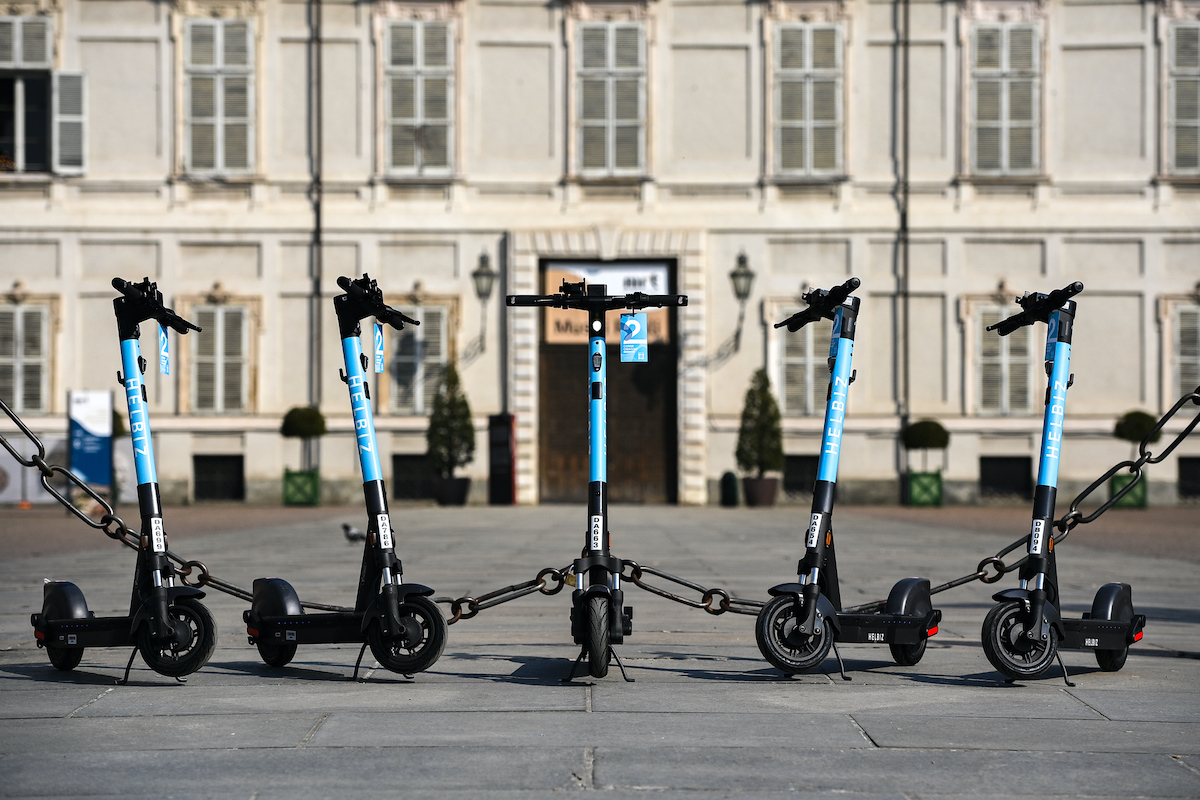 Helbiz rinnova la flotta di monopattini a Torino Helbiz rinnova la flotta di monopattini a Torino