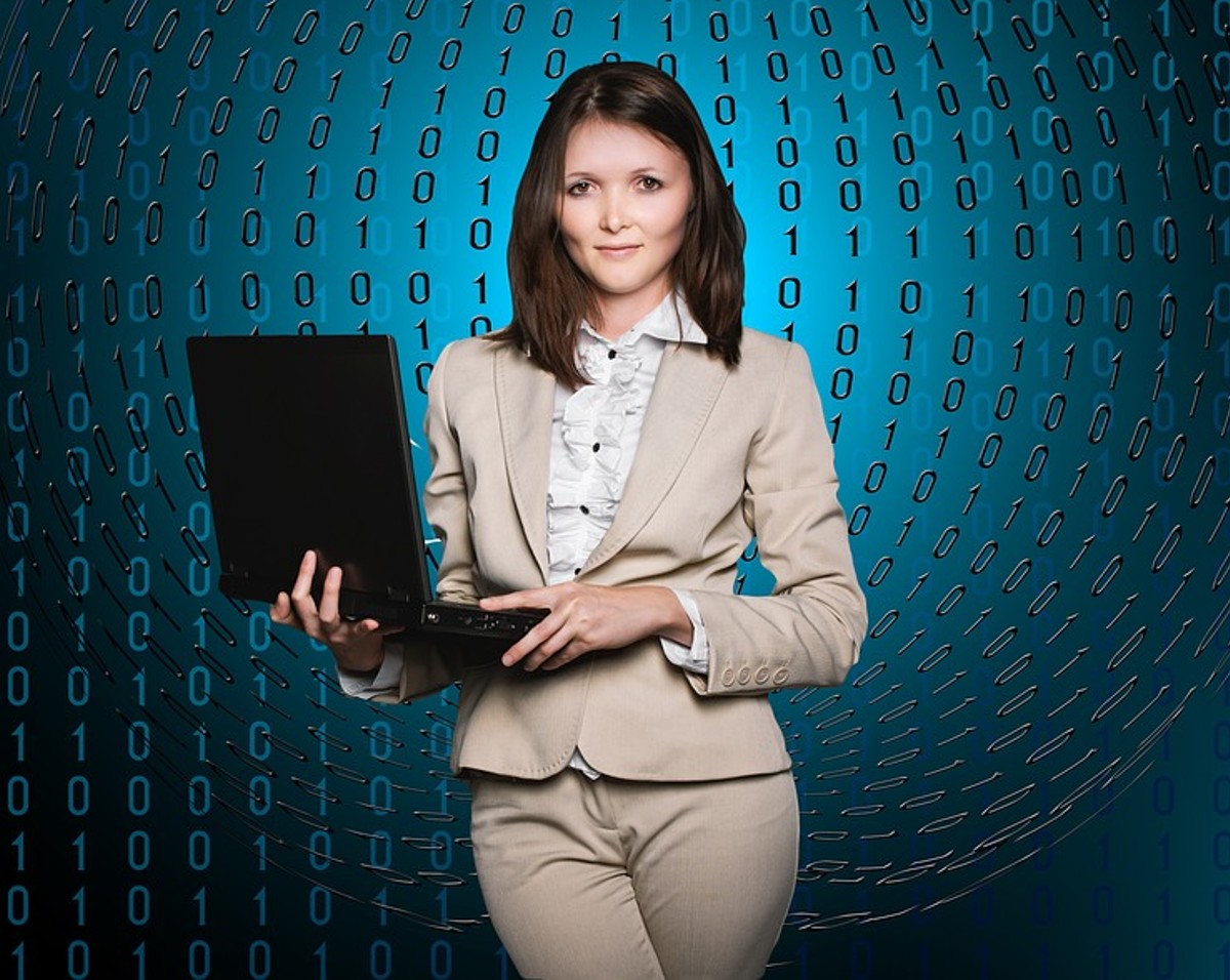 Unicredit scommette sulle donne: nuovi percorsi per le imprenditrici tech Unicredit scommette sulle donne: nuovi percorsi per le imprenditrici tech