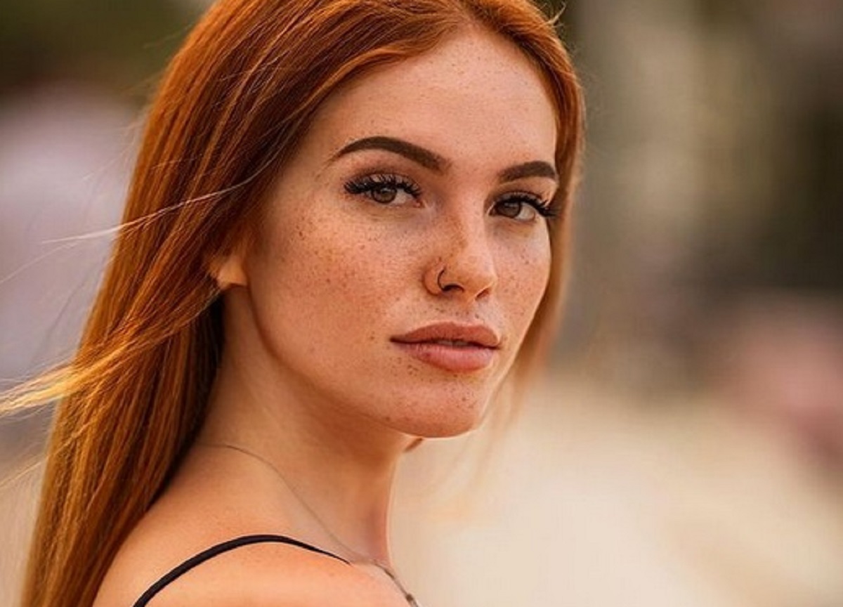 Anna Ciati: la tiktoker dai capelli rossi a Pechino Express. FOTO