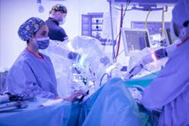 Un robot solo per donne: primato della chirurgia mondiale