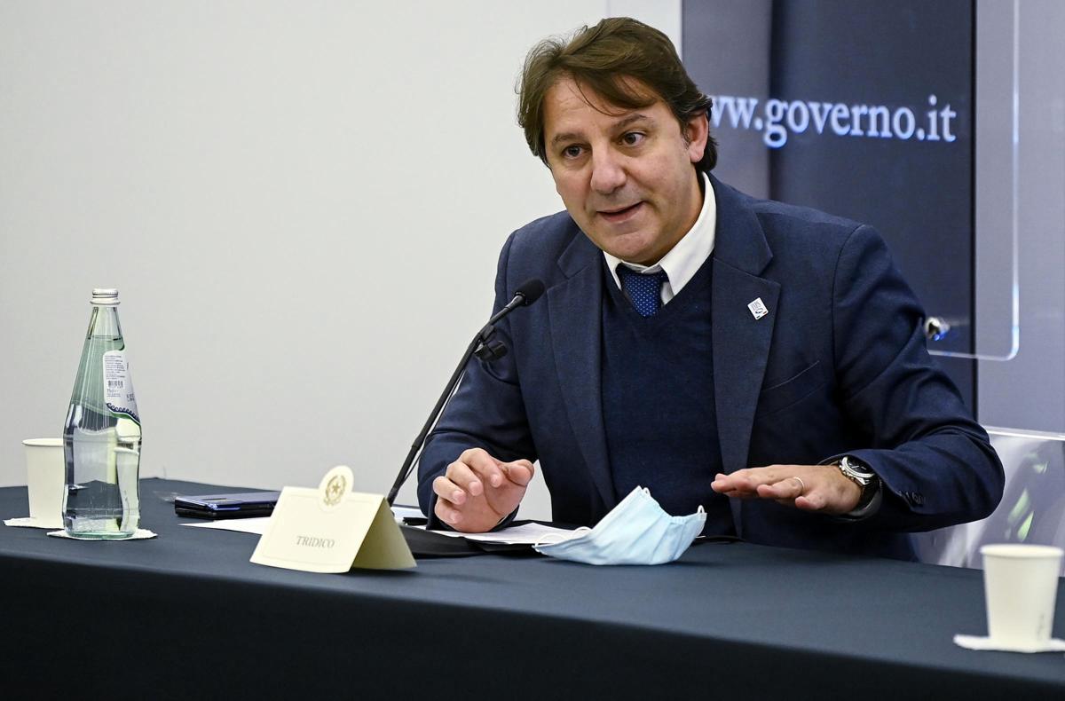 Pensioni, Opzione donna “per sempre”: svolta, cosa cambia nella riforma Pensioni, Opzione donna “per sempre”: svolta, cosa cambia nella riforma