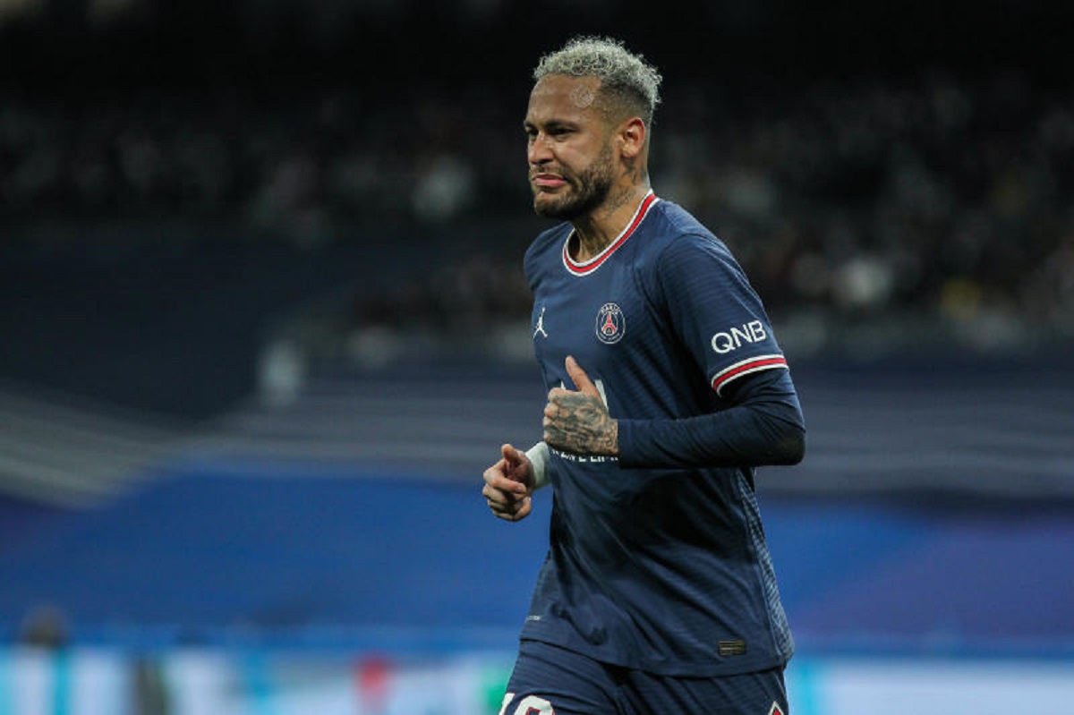 Real-PSG, disastro Donnarumma: prima la papera poi la rissa con Neymar Real-PSG, disastro Donnarumma: prima la papera poi la rissa con Neymar