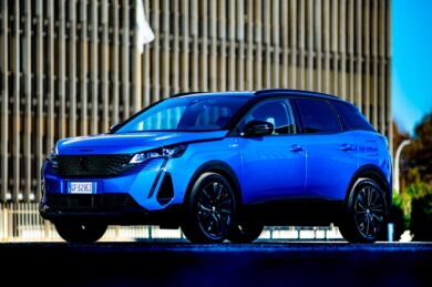 Peugeot 3008 Hybrid4, un nuovo concetto di mobilità