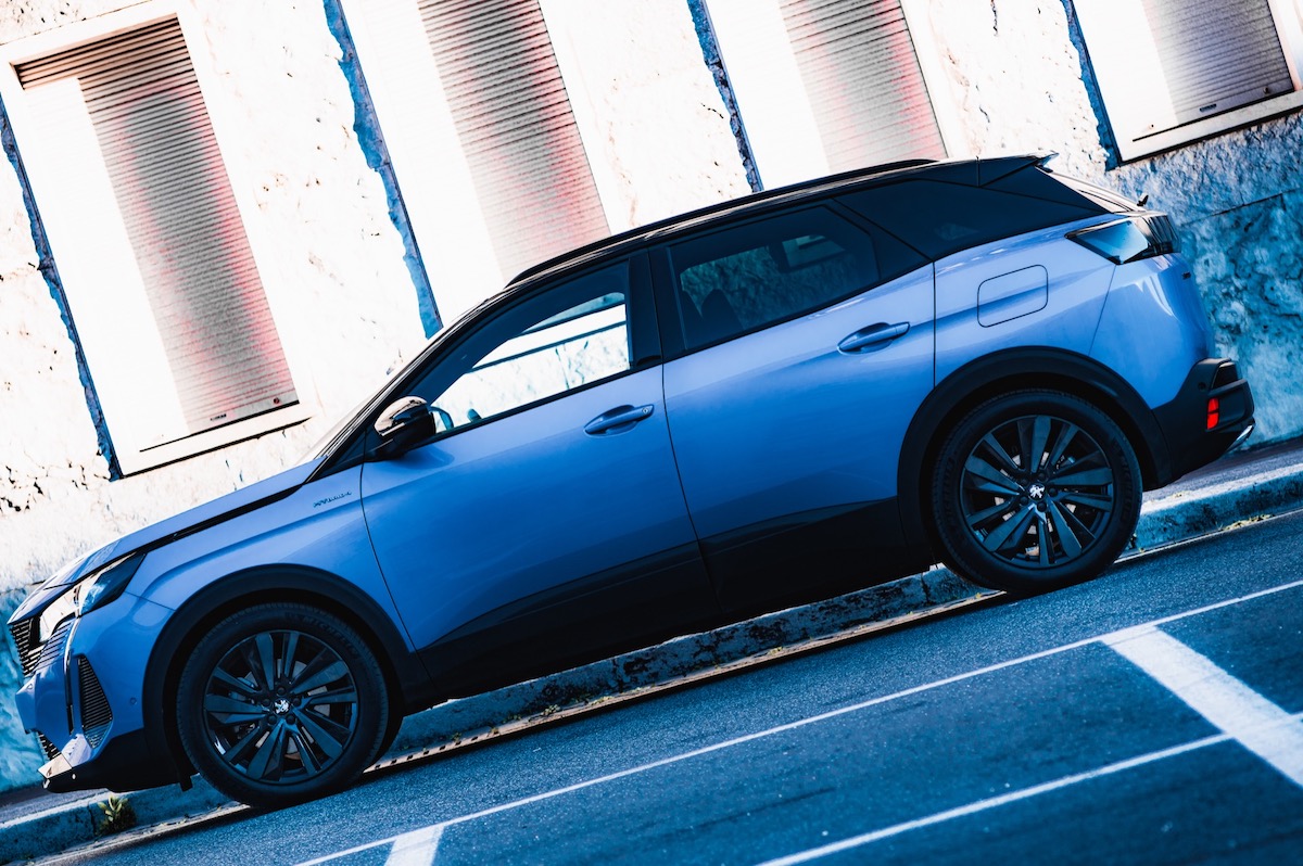 Peugeot 3008 Hybrid4, un nuovo concetto di mobilità