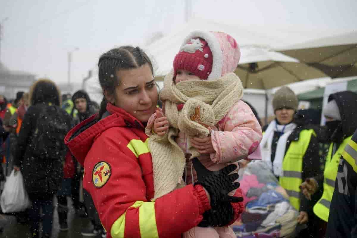 Ucraina, allarme tubercolosi. A Roma scatta il monitoraggio sui profughi Ucraina, allarme tubercolosi. A Roma scatta il monitoraggio sui profughi