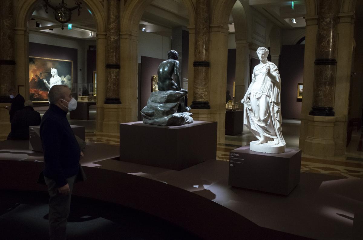 Guerra Russia-Ucraina, il museo Ermitage e il suo direttore amico di Putin