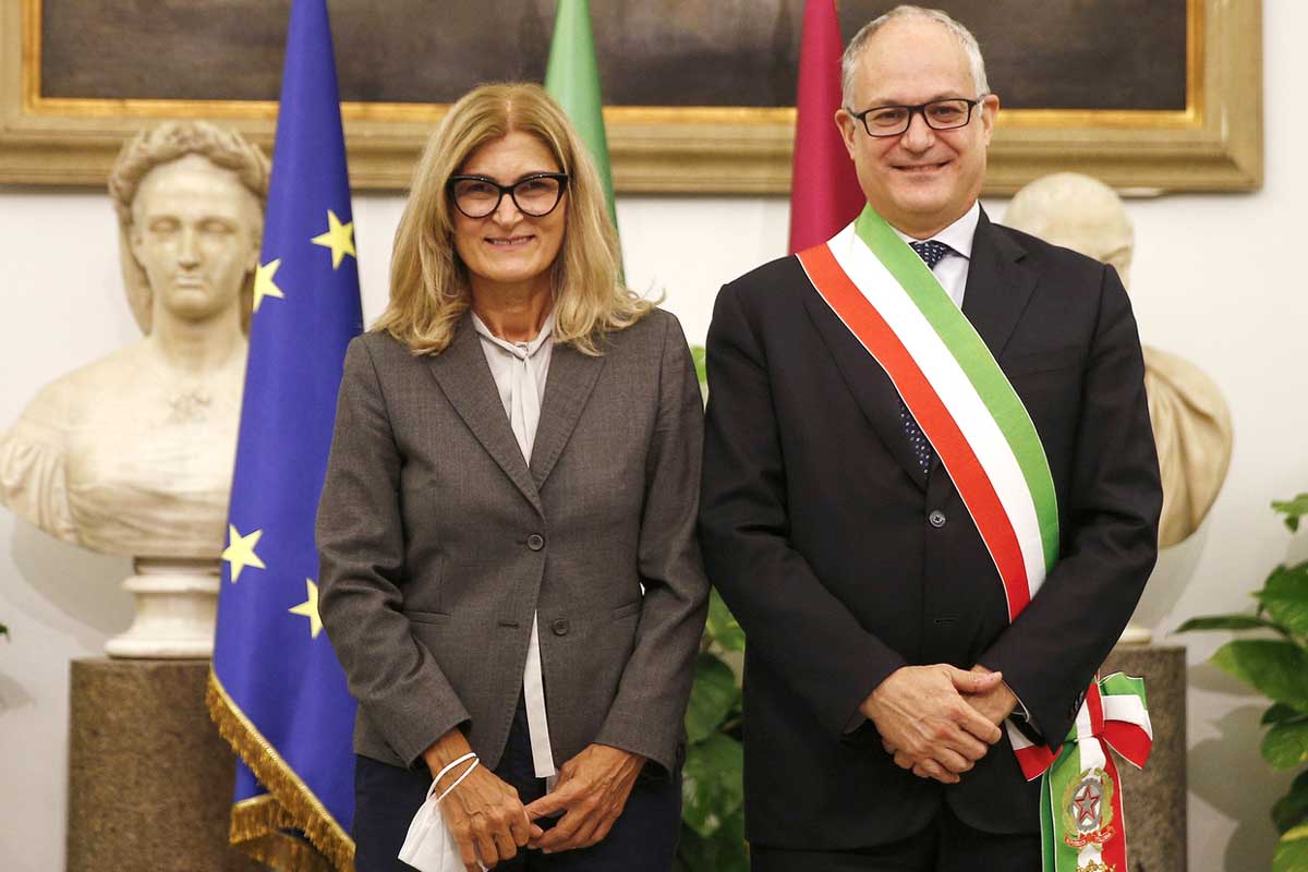 Guai nella carte di Gualtieri, sta scritto: Silvia Scozzese lascerà il Comune Guai nella carte di Gualtieri, sta scritto: Silvia Scozzese lascerà il Comune