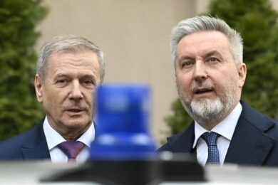 Guerra Ucraina, pronto l’esercito europeo. Patto militare tra Italia e Orban