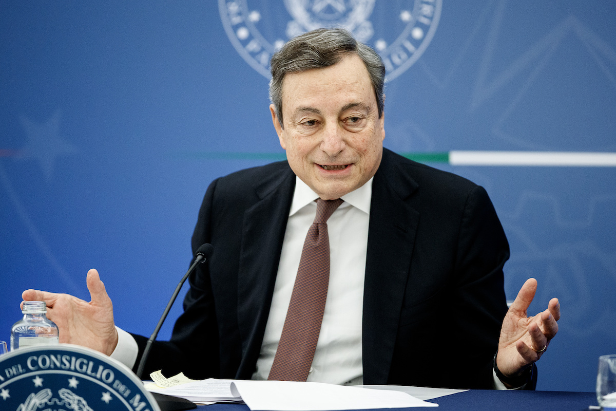 Caro energia, il governo al lavoro per un tetto europeo ai prezzi Caro energia, il governo al lavoro per un tetto europeo ai prezzi