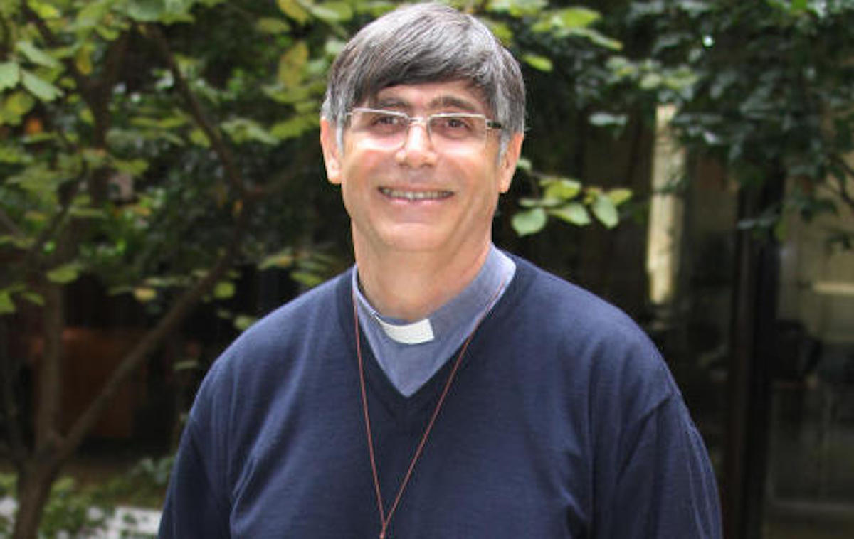 Caivano, ordigno esplode davanti alla chiesa di don Patriciello Caivano, ordigno esplode davanti alla chiesa di don Patriciello