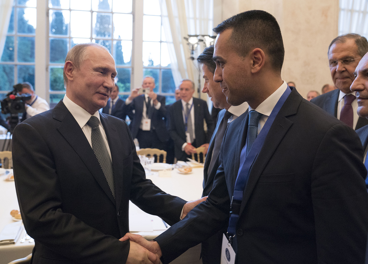 “Prepariamoci ai ricatti di Putin sul gas”. Russia, preoccupazione di Di Maio