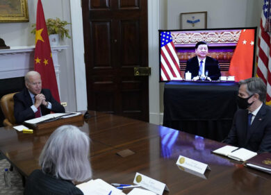 Cina pronta ad entrare in guerra. Avvertimento agli Usa. Biden, vertice Nato
