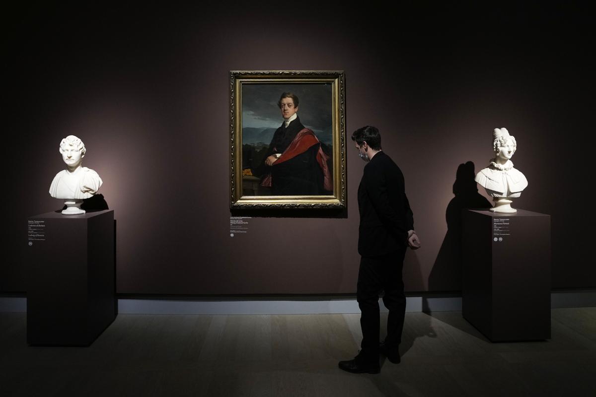 Ermitage, passo indietro: Italia non restituirà subito le opere in prestito Ermitage, passo indietro: Italia non restituirà subito le opere in prestito