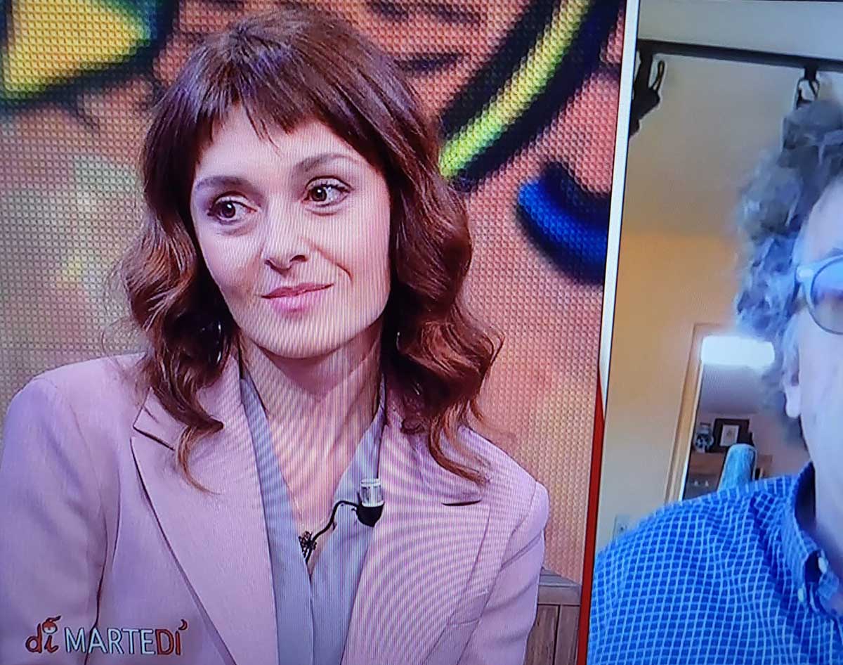 Nona Mikhelidze: tutti pazzi per la bella politologa esperta di Russia Nona Mikhelidze: tutti pazzi per la bella politologa esperta di Russia