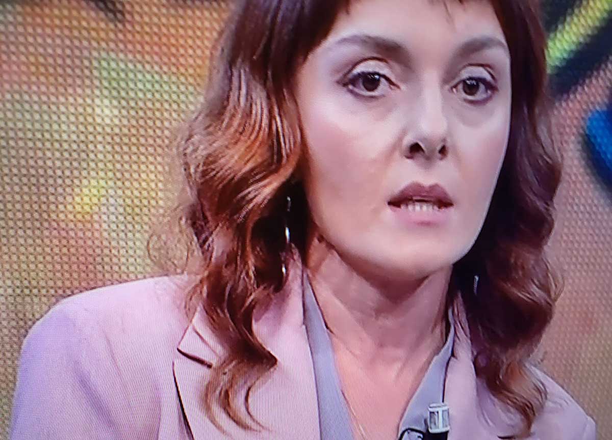 Nona Mikhelidze: tutti pazzi per la bella politologa esperta di Russia Nona Mikhelidze: tutti pazzi per la bella politologa esperta di Russia