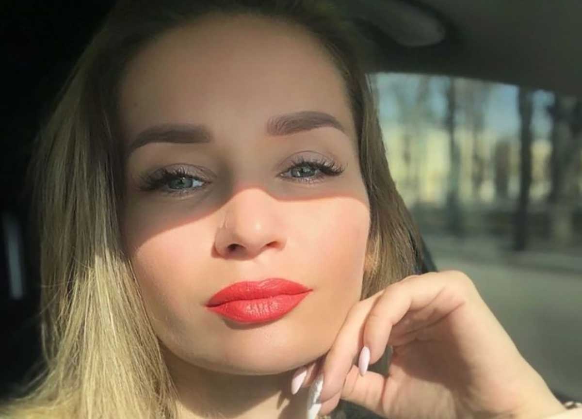 No alla guerra: solo una multa per la bella e coraggiosa Marina Ovsyannikova No alla guerra: solo una multa per la bella e coraggiosa Marina Ovsyannikova