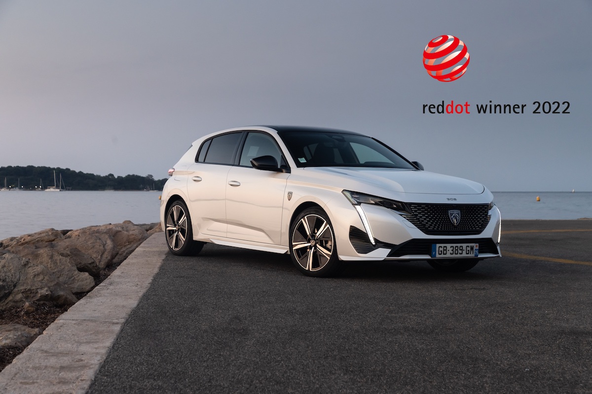 Nuova Peugeot 308 riceve il Red Dot Award 2022