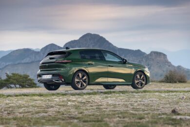 Nuova Peugeot 308 riceve il Red Dot Award 2022