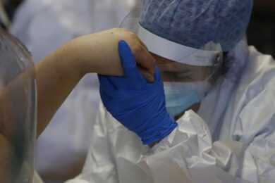 Covid, finisce lo stato d’emergenza, ma in Lombardia i casi aumentano ancora