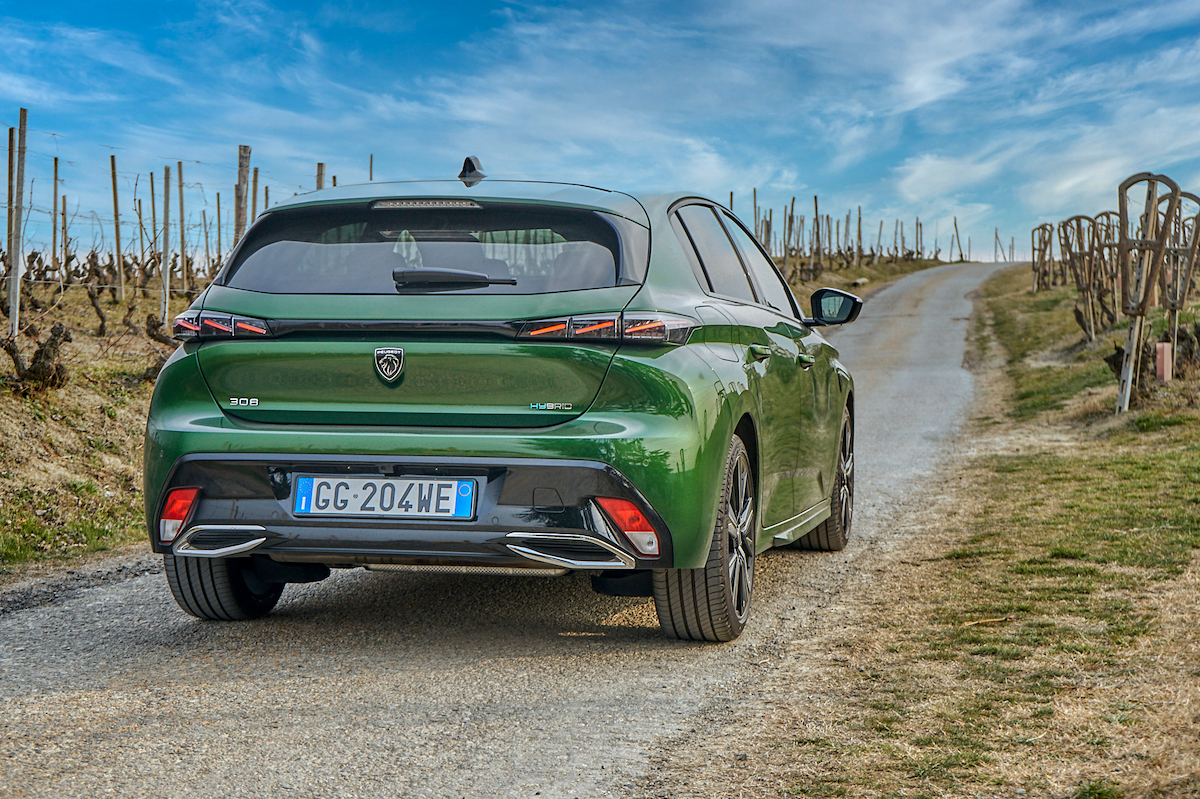 Nuova Peugeot 308 incontrano le eccellenze di Langhe, Monferrato e Roero Nuova Peugeot 308 incontrano le eccellenze di Langhe, Monferrato e Roero