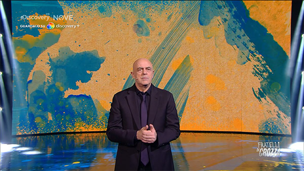 Crozza risponde alle accuse di “neneismo” Crozza risponde alle accuse di “neneismo”