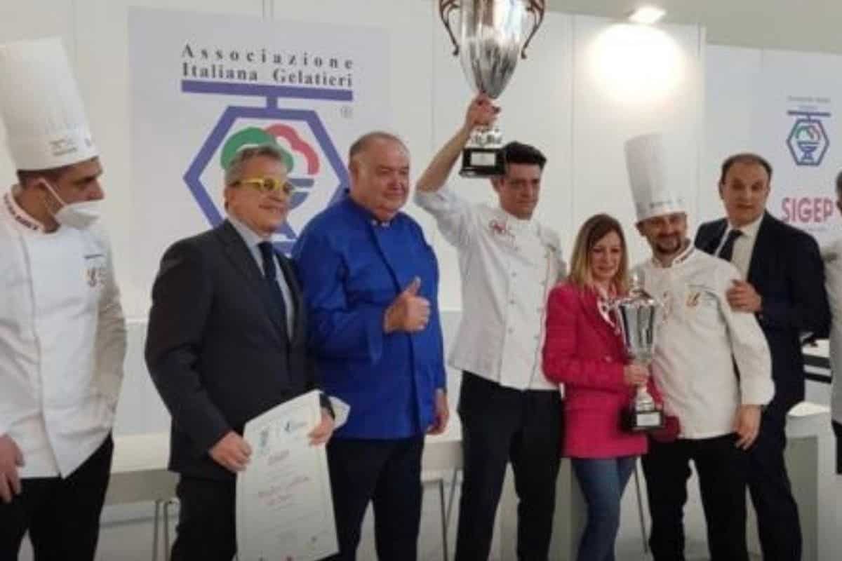 Il gelato più buono è in provincia di Roma: Matteo Grizi eletto gelatiere 2022 Il gelato più buono è in provincia di Roma: Matteo Grizi eletto gelatiere 2022
