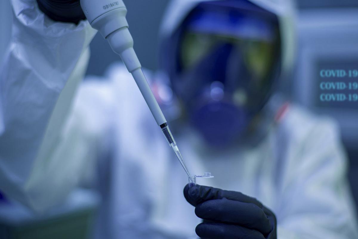Covid, paura quinta ondata con Omicron 2. “Mai nessun virus così contagioso” Covid, paura quinta ondata con Omicron 2. “Mai nessun virus così contagioso”