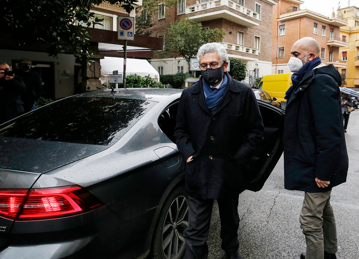 D’Alema e le armi alla Colombia. Mediatori legati anche al suo pregiato vino D’Alema e le armi alla Colombia. Mediatori legati anche al suo pregiato vino